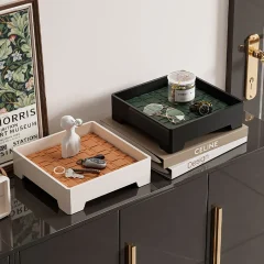 Entré-nyckelförvaringsbricka – lådaformad bricka med vävd läderimitation och lyxig inredningsdetalj