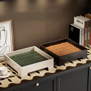 Entré-nyckelförvaringsbricka – lådaformad bricka med vävd läderimitation och lyxig inredningsdetalj