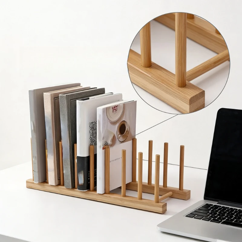 Bambusbokhylla – minimalistisk skrivbordshylla med pinnar 1 Bambusbokhylla – minimalistisk skrivbordshylla med pinnar