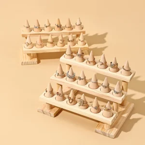 Alternative view of Träkonisk ringdisplayhållare – Smyckesdisplay med träbas