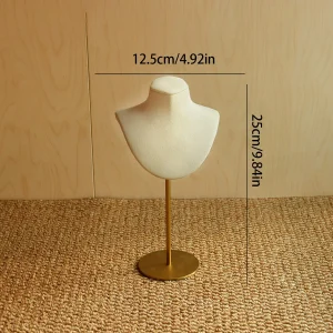 Lyxig halskedjedisplay – porträttmodell i trä för smycken 26 Lyxig halskedjedisplay – porträttmodell i trä för smycken