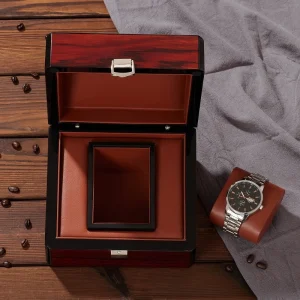 Lyxig svart klock- och smyckesbox i trä med högblank piano-lackering 9 Lyxig svart klock- och smyckesbox i trä med högblank piano-lackering