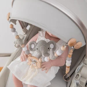1-set Träleksaker till bebis – Nappkedja med krokad elefant, pram-clip och teething-armband