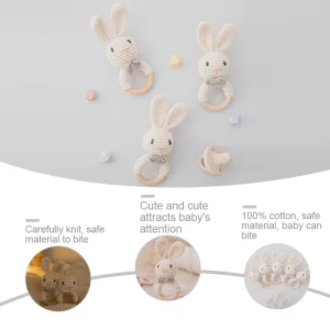 1 stycke Baby Rattle – Amigurumi-kanin med träteether, crochet mjuk babyleksak