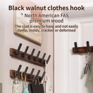 Träväggmonterad klädhängare med nyckelhållare – dekorativ upphängning för hattar, scarfs och väskor