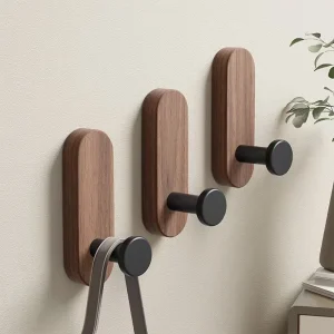 Självhäftande väggkrok i valnötträ (1 styck)