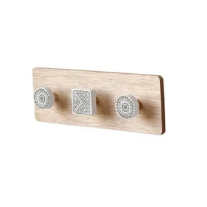 Väggmonterad nordisk träkrok – praktiska 3/4/5-krokar, nyckelhållare och rustik hatt- och klädkrok för hallen