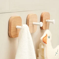 Självhäftande träkrok – väggkrok för badrum, kök och förvaring