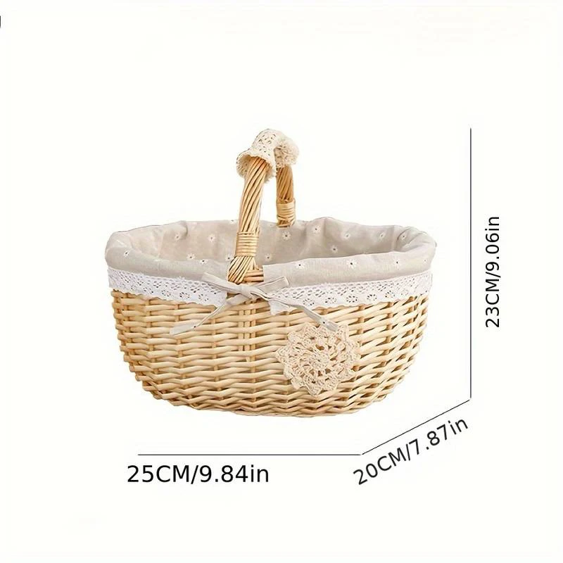 Vävd blomsterkorg i bambu – vit oval korg med tygfoder och spetsdetaljer 5 Vävd blomsterkorg i bambu – vit oval korg med tygfoder och spetsdetaljer - Bild 5