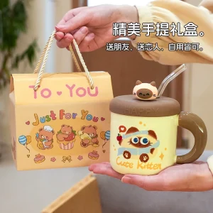 Keramikmugg med siamesisk katt, lock och sugrör – gullig presentmugg