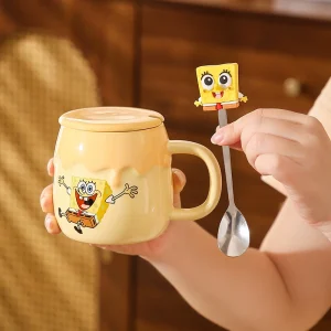 Keramikkopp med Svampbob Fyrkant och Patrick Star – med lock och sked