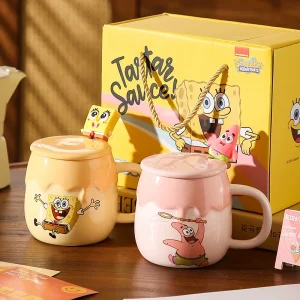 Keramikkopp med Svampbob Fyrkant och Patrick Star – med lock och sked