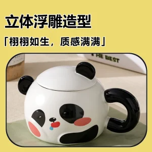 Keramikmugg med panda­motiv, lock och sked för hem och kontor