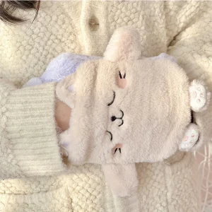 Kawaii varmvattenflaska med plyschöverdrag för händer, fötter och mage