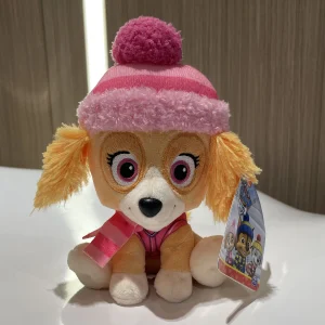 Alternative view of PAW Patrol Holiday Style Skye Chase Everest plyschleksak 15,2 cm