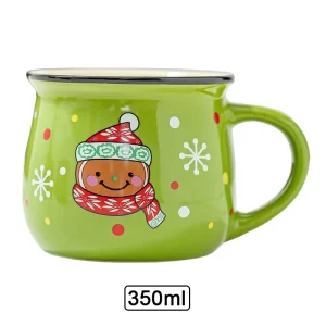 Julmugg i keramik med tomte, ren och snögubbe – handmålad