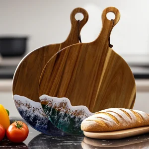 Alternative view of Vågformad skärbräda i resin och akaciaträ, rund serveringsbräda