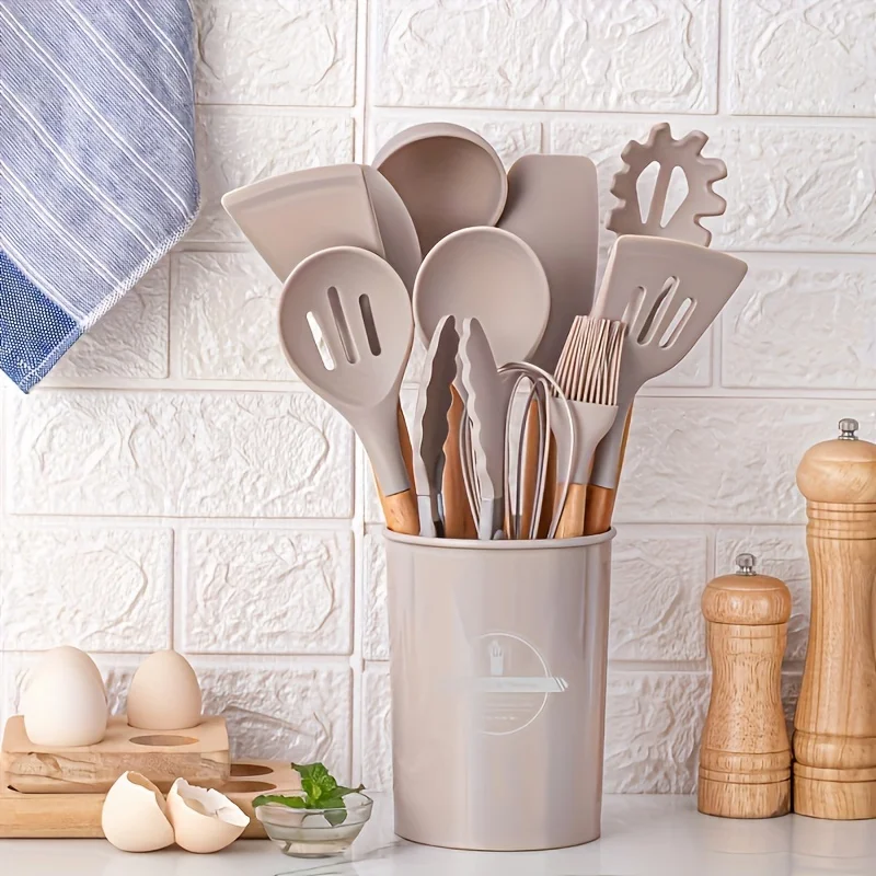 Silikon köksredskapsset med trähandtag, non-stick och ställ 1 Silikon köksredskapsset med trähandtag, non-stick och ställ