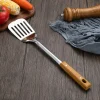 Leaky shovel