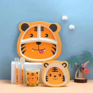 Babys servisset i naturlig bambufiber med söta djurmotiv