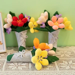 Alternative view of Kawaii tulpanbukett i plysch – mjuk blomdoldis 30 cm