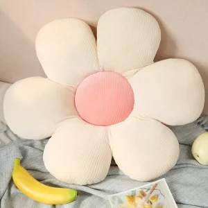 Blommig plyschkudde 35 cm med mjuk fyllning och färgglad design