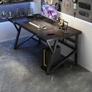 Modernt gaming- och skrivbord med stolset för hem, studie och kontor