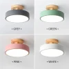 Nordisk taklampa i trä och metall, rund LED-plafond för hall och rum
