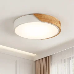 Modern taklampa i trä med LED, minimalistisk och plan montering