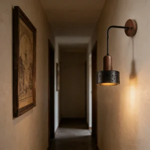 Retro vägglampa i Yellow Travertine och svart sten, E27 för sängplats