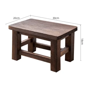 Modern minimalistisk pall i massivt trä för hall och vardagsrum