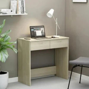 Modernt skrivbord i trä med praktiska lådor och platsbesparande design