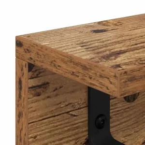 Vägghängd hatthylla med krokar och hylla i trä, minimalistisk för hall