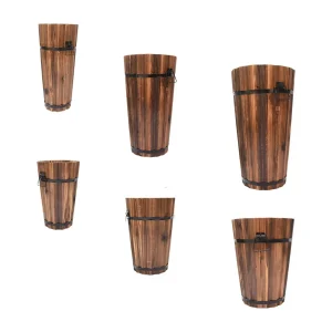 Vintage träkruka i rustik bucketdesign för uteplats och balkong