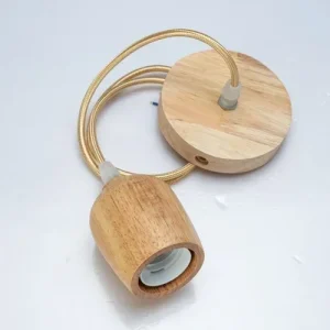 Vintage pendellampa i trä med E27-sockel, bambu och traditionell stil