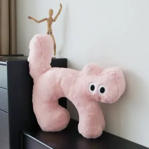Stort kattgosedjur i rosa eller svart, 50 × 42 cm med vandrande design