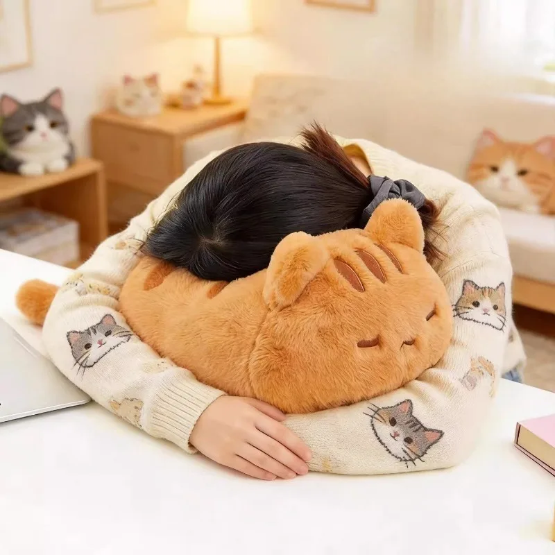 Orange kattgosedjur och plyschkudde i kawaii-stil – 13 eller 43 cm 4 Orange kattgosedjur och plyschkudde i kawaii-stil – 13 eller 43 cm - Bild 4
