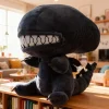 Xenomorph gosedjur som plyschkudde, söt och kawaii, alien prydnadskudde böjd svans