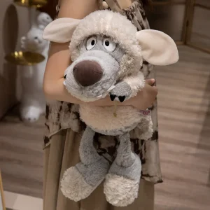 Alternative view of Sömnigt får gosedjur som kudde, kamouflerad varg i fårskrud från Muppets