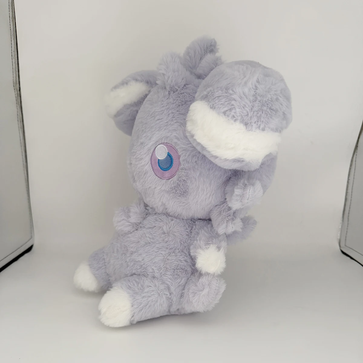 Pokémon Espurr som katt gosedjur, mjuk gosfigur för barn och som present till barn 4 Pokémon Espurr som katt gosedjur, mjuk gosfigur för barn och som present till barn - Bild 4