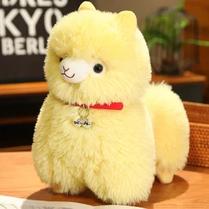 Alpaca gosedjur som gullig mjukisdocka i tecknad djurstil med bjällra, 25–35 cm