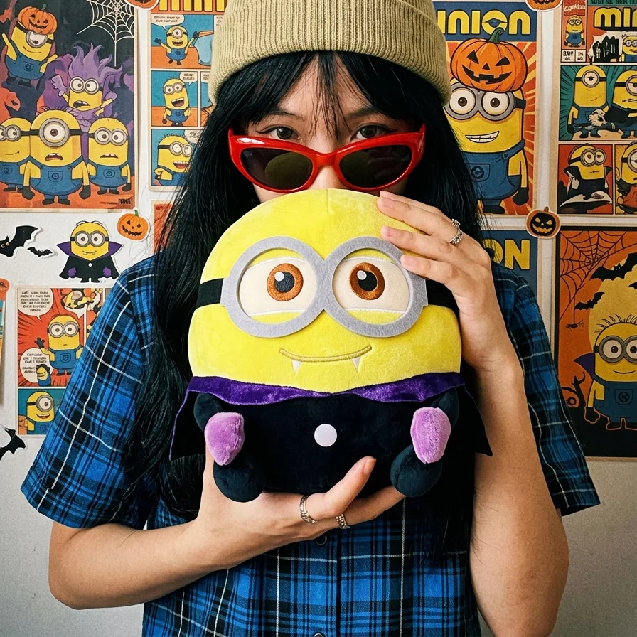 Vampyrklädd Minions-pumpabjörn i cosplaydesign, söt Halloweenprydnad för filmälskare 5 Vampyrklädd Minions-pumpabjörn i cosplaydesign, söt Halloweenprydnad för filmälskare - Bild 5