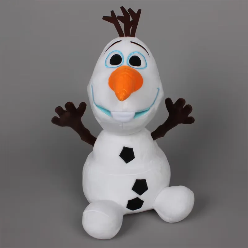 Frozen-karaktärer gosedjur i kawaii- och animestil som mjuka dockor, 30–50 cm 20 Visa den sittande vita Olaf-snögubben med orange näsa, mörka kvistliknande armar och svarta knappar mot neutral bakgrund.