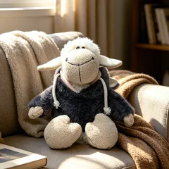 Får och lamm gosedjur, Wearing clothing och Described as high quality, 30–36 cm