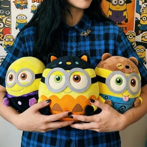 Vampyrklädd Minions-pumpabjörn i cosplaydesign, söt Halloweenprydnad för filmälskare 8 Vampyrklädd Minions-pumpabjörn i cosplaydesign, söt Halloweenprydnad för filmälskare
