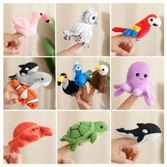 Små gosedjur som fingerpuppor i flera figurvarianter för lek och sagoberättande