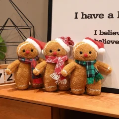 gingerbread man gosedjur som plyschkudde med mössa och halsduk i julstil, 25–35 cm