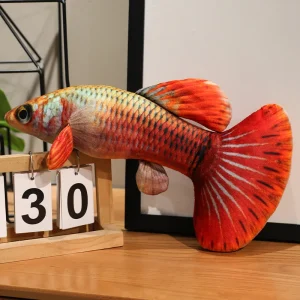 Guppy gosedjur som färgstark plyschkudde i fiskform, mjuk och dekorativ, 40–60 cm