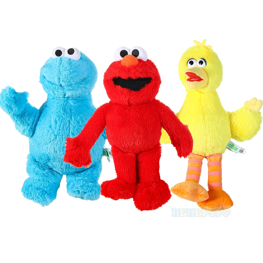 Sesame Street groda gosedjur med söta figurer, Elmo, Cookie Monster, Big Bird och Kermit 24 Tre färgglada karaktärsgosedjur med Elmo, Cookie Monster och Big Bird.