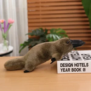 Platypus gosedjur i naturtrogen tecknad stil, kreativ och humoristisk, 30–45 cm